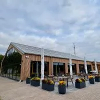 Caravanserei Resort Oberhavel，位于奥拉宁堡的酒店