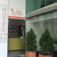 Hotel Tropical，位于科罗萨尔Corozal Airport - CZU附近的酒店