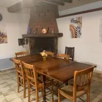 Maison de montagne 8 couchages，位于阿斯顿的酒店