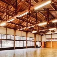 神庭武道館，位于秩父市的酒店