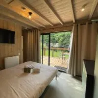 Ecovillage Le Hameau de la Semois，位于布永的酒店