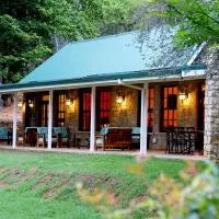 New England Cottage by First Private Stays，位于安德伯格的酒店