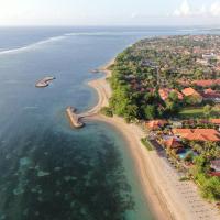 Griya Santrian a Beach Resort And Spa，位于沙努尔的酒店