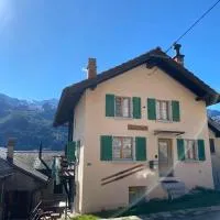 Chalet del Sole，位于Quinto的酒店