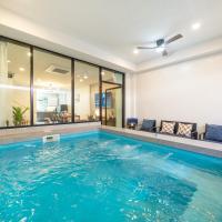 New Modern Escape Patong Poolvilla 2 mins to beach，位于芭东海滩的酒店