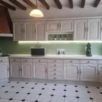 Gite de la Bouvotte,位于Neuville-sur-Vanne的酒店