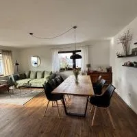 Ferienwohnung Grüne Oase，位于伦山前比绍夫斯海姆的酒店