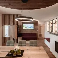 Deluxe Apartments Lantl，位于法尔泽斯的酒店