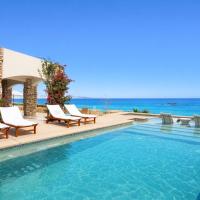 Oceanfront Villa with Pool, Hot Tub, Fireplace & BBQ，位于圣何塞德尔卡沃的酒店