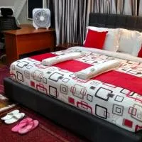 Kukis Place, 5 bedrooms, whole compound，位于Embu的酒店