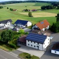 Gasthof - Pension SPARRER-WIRT,位于Theisseil的酒店