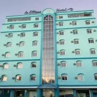 La Elliana Hotel & Restaurant, Inc.，位于拉瓦格的酒店