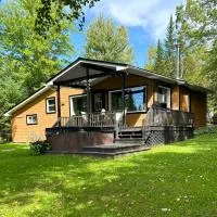 Chalet Le Shack O2，位于Stratford的酒店