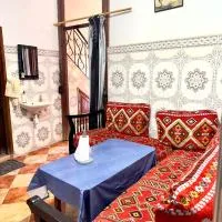 Appartement confort et sérénité，位于Ikhorbane的酒店