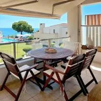Aqua Mare Luxury - Porto Molo，位于Paralía Avdhíron的酒店
