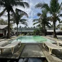 North Shore Surf Camp，位于巴莱尔的酒店