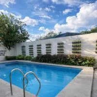 Stardust Beach Hotel Matabungkay Batangas，位于利安的酒店