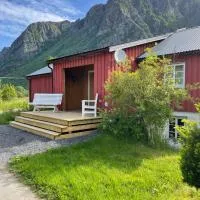 Converted barn in peaceful countryside near Farstadsanden，位于Farstad的酒店