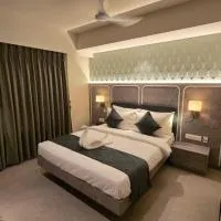 P K Unicorn Hotel And Banquet,位于潘韦尔的酒店