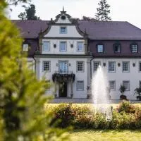 弗里德里希沃尔德&城堡酒店，位于Friedrichsruhe的酒店