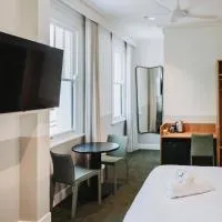 Royal Hotel Orange,位于奥兰治的酒店