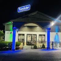 维斯维尔旅程住宿酒店,位于威斯维尔的酒店