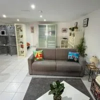 Studio 2-4 personnes,位于Salleboeuf的酒店