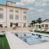 Villa Turco Berti luxury apartments & SPA，位于卡尔迭罗的酒店