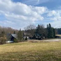 Berghaus am Katzenstein urgemütliches Wohnen im Wald，位于Pobershau的酒店