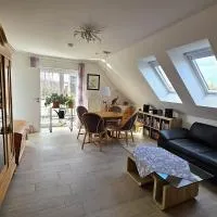 Gemütliche, helle & geräumige Ferienwohnung in Jork-Nähe Hamburg，位于约克的酒店