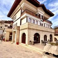 德萨莱特酒店，位于培拉特的酒店