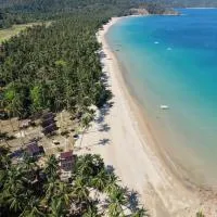 Lumindas Beach Resort，位于New Panganga的酒店