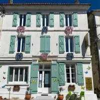 Les Papillons，位于Verteillac的酒店