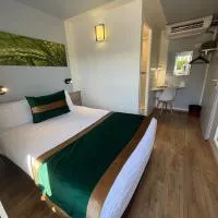Brit Hotel Macon Nord Autoroute du Soleil，位于马孔的酒店