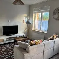 Maison rénovée - 2 chambres - 4 pers - L'Abeel Escapade，位于拜约勒的酒店