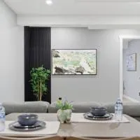Mountain Escape Deluxe King Suite-Free Parking，位于科克伦的酒店