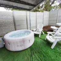 Villa jr 1 Private Jacuzzi near peñon guacalillo,位于Tivives的酒店