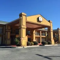 桃州汽车旅馆及套房,位于Hawkinsville的酒店