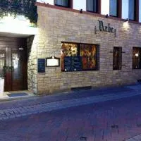 阿尔蔡瑞比兰德加斯托酒店，位于阿尔蔡的酒店
