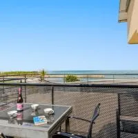 Appartement vue mer - plage à 30m,位于克莱代的酒店