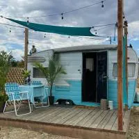 Tammy- Cozy Glamper Near Sequoia & Kings Canyon，位于Dunlap的酒店