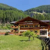 Pension Waldheim Rooms，位于圣贾科莫的酒店