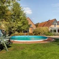 Ferienhaus In Oerrel Mit Pool，位于蒙斯特的酒店