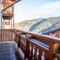 Casa al portico Val di Cembra，位于Grauno的酒店