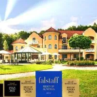 Romantikschlössl Loipersdorf Adults Only，位于Grieselstein的酒店