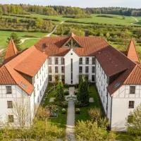 Hotel zur Lichtenburg，位于Ostheim的酒店