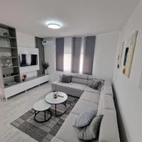 LUX Apartman Zivinice,位于Živinice的酒店