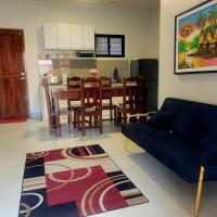 Tropical 3BR Villa Near Beach Fast WiFi 10ppl，位于爱妮岛的酒店