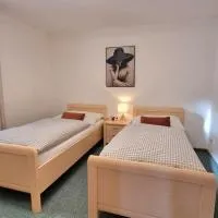 Eva's Apartment - angenehm kühles Erdgeschoss-Apartment Business&Monteur&Relax，位于Dürbheim的酒店