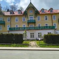 Przystanek Zofiówka，位于伊沃尼奇-兹德鲁伊的酒店